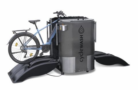 cycleWASH mini Platinum with an e-bike loaded on the ramp