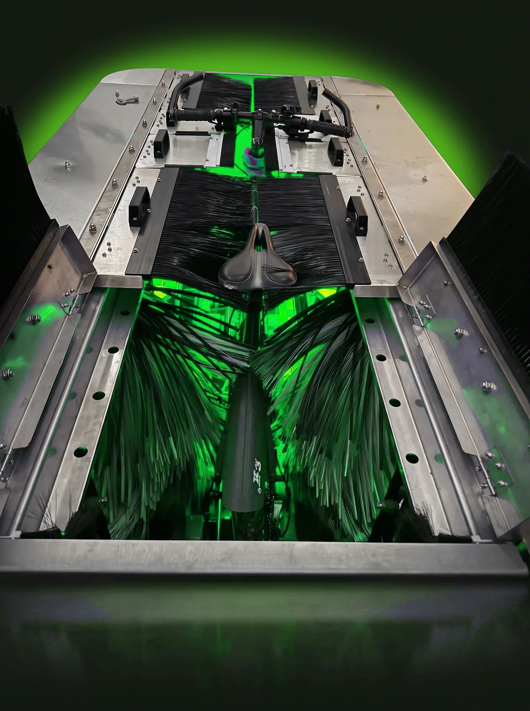 Inside the brush chamber — green status LED: in operation