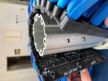 The brush carrier with its segment slots