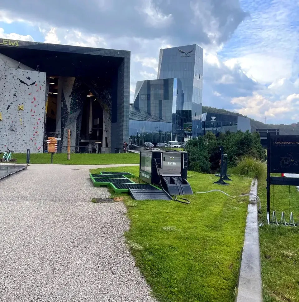 Corporate Fleets — cycleWASH&reg; in use